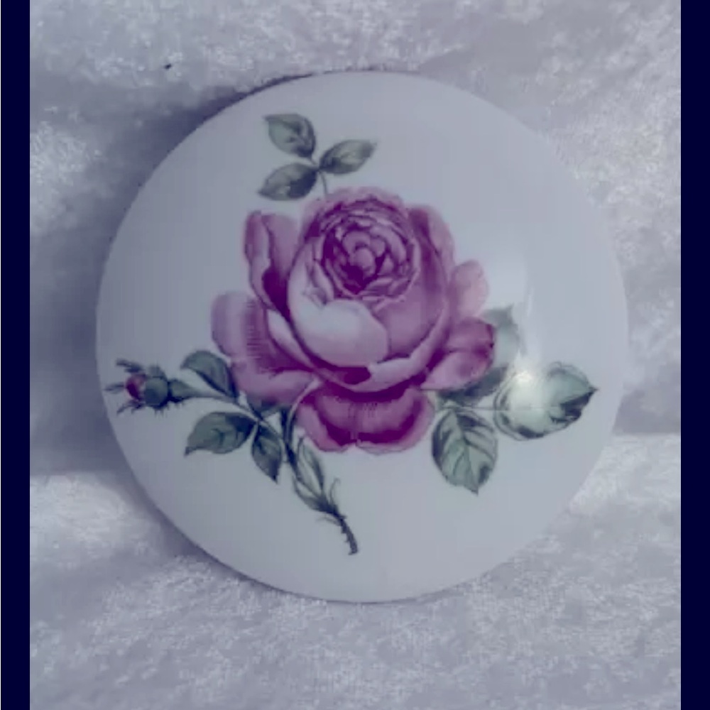 Vintage 1970 Paris Limoges Rose Collection Trinket Box